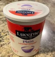 入っている砂糖の量 Dairy farms plain lowfat yogurt