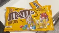Suhkru kogus sees Peanut M&Ms