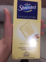 Quantité de sucre dans Chocolat blanc amandes grillées