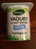 Suhkru kogus sees Yaourt au lait entier