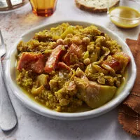 Sokerin määrä sisällä Couscous de quinoa et légumes