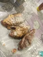 Quantité de sucre dans Croissants aux amandes