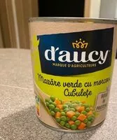 Suhkru kogus sees Cubes petit pois carottes