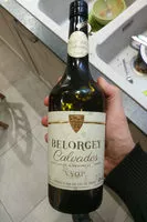 Sokerin määrä sisällä Vieux calvados du pays d'Auge , élevé en fût de chêne
