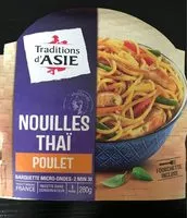 Suhkru kogus sees Nouilles thaï au poulet avec sauce soja caramélisée