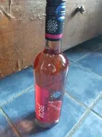 Vin rose a la framboise