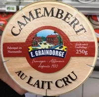 Jumlah gula yang masuk Camembert au lait cru (23% MG)