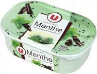 Cremes glacees menthe avec morceaux chocolat noir