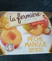 Suhkru kogus sees Pêche mangue yaourt onctueux sur lit au fruits