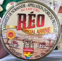 Sokerin määrä sisällä Camembert de Normandie au lait cru spécial affiné