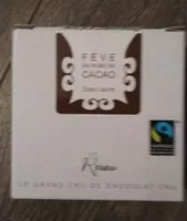 Feves de cacao enrobees de chocolat