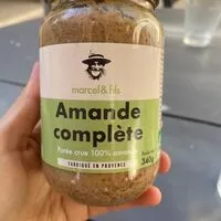 Sokerin määrä sisällä Purée  d’amande complète
