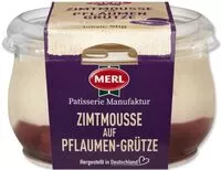 Suhkru kogus sees Zimtmousse auf Pflaumengrütze
