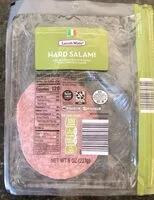 Sokerin määrä sisällä Hard salami
