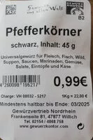 Suhkru kogus sees Pfefferkörner, schwarz