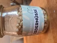 Zuckermenge drin Zedernnusse