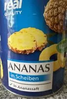 Suhkru kogus sees Ananas in Scheiben