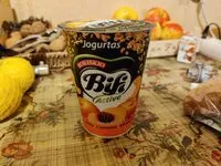 Suhkru kogus sees Bifi Active su persiką iš ir dribsniais