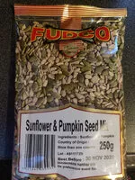 Amount of sugar in Sunflower & Pumpkin Seed Mix