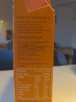 入っている砂糖の量 Nutty Granola with Cashews, Almonds & Hazelnuts