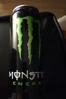 入っている砂糖の量 Monster energy drink