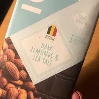 Suhkru kogus sees Sari almonds & sea salt