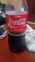 Suhkru kogus sees Coca-Cola 2l