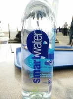 Sokeria ja ravinteita mukana Smartwater