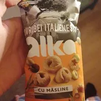 Jumlah gula yang masuk Pretzels with olives