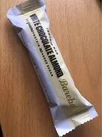 Sokerin määrä sisällä Protein bar white chocolate almond