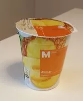 Sokerin määrä sisällä Ananas joghurt