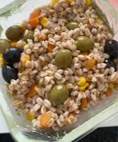 Suhkru kogus sees Insalata di farro