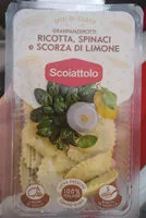 Sokerin määrä sisällä Granpanzerotti ricotta spinaci e scorza di limone