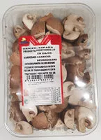 Quartered champignon mushrooms