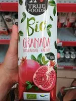 Pomegranate based beverages