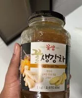 Suhkru kogus sees Honey ginger tea