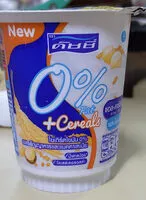 Fat free fermented yogurt with cereals