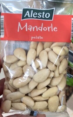 Peeled almonds