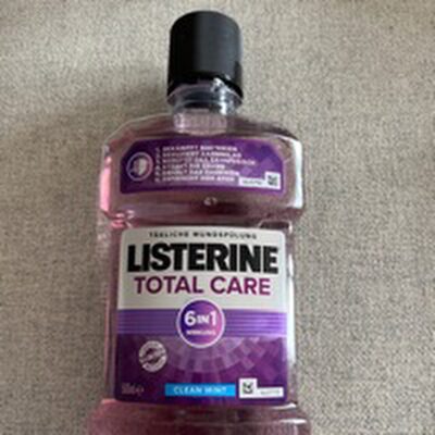 Zucker und Nährstoffe drin Listerine