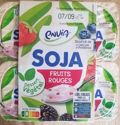 Berries soy yogurts