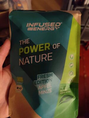 Zucker und Nährstoffe drin Infused energy