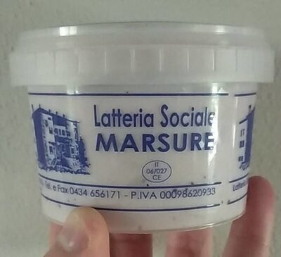 中的糖分和营养成分 Latteria sociale marsure